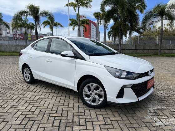 HYUNDAI HB20S 1.0 12V FLEX COMFORT PLUS MANUAL HYUNDAI HB20S 1.0 12V FLEX COMFORT PLUS MANUAL